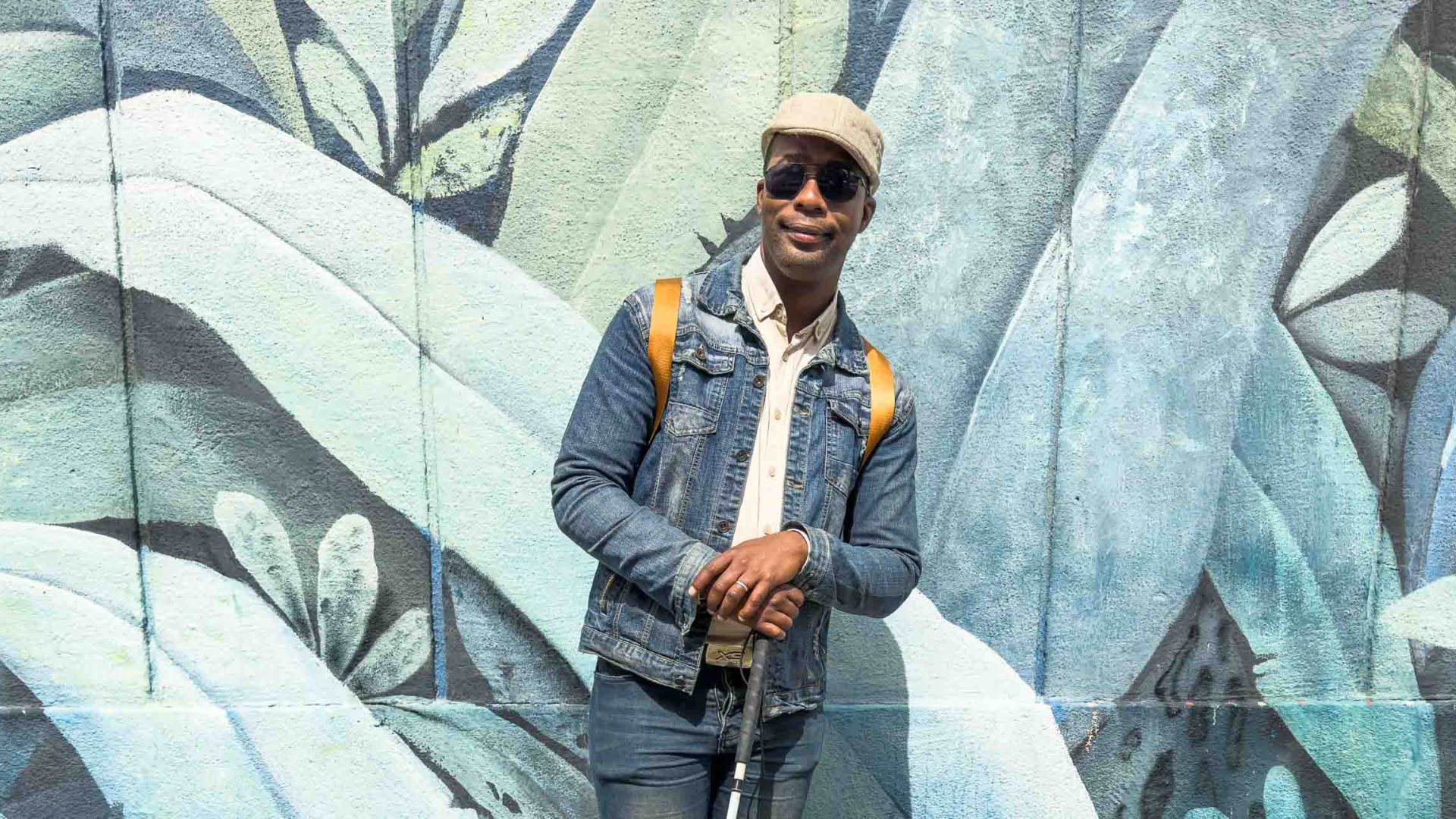 South Africa’s first qualified blind tour guide shows Cape Town in a new light